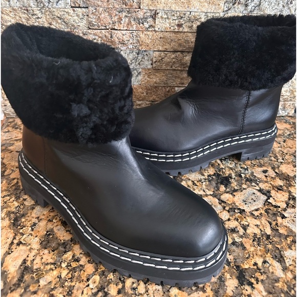 $1100 PROENZA SCHOULER SHEARLING LUG SOLE ANKLE BOOT BLACK LEATHER - Picture 5 of 9